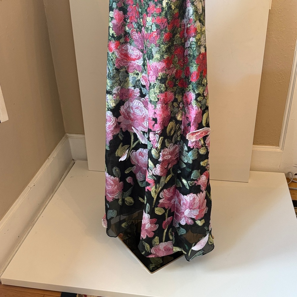 Oscar de la Renta Off-Shoulder Floral Maxi Dress in Black, Pink, Green - Picture 8 of 16